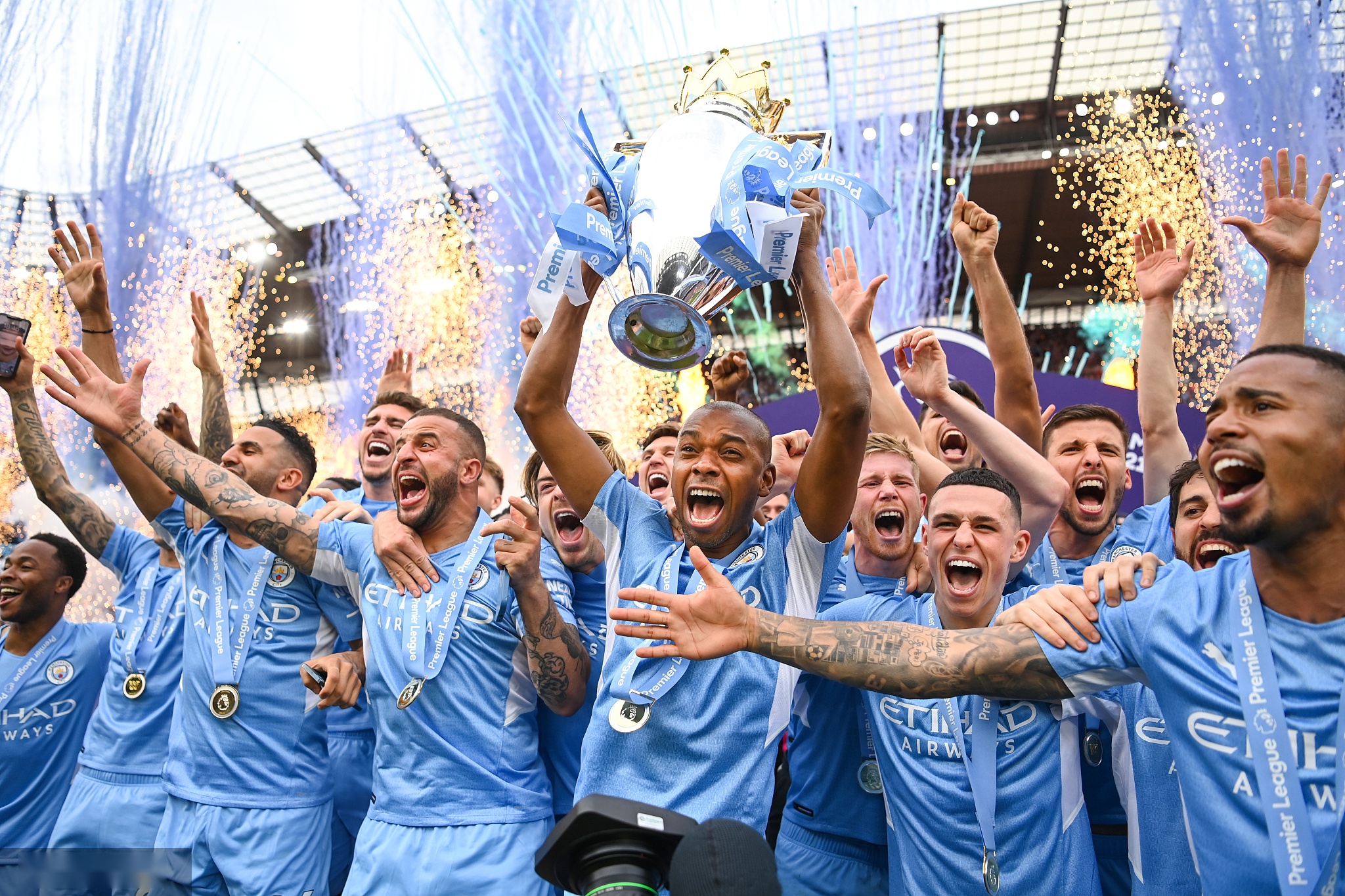 爾維斯提供 爾維斯提供